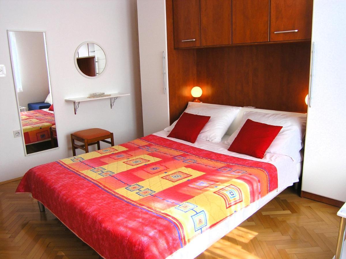 Apartments Natasa Krk Town Εξωτερικό φωτογραφία