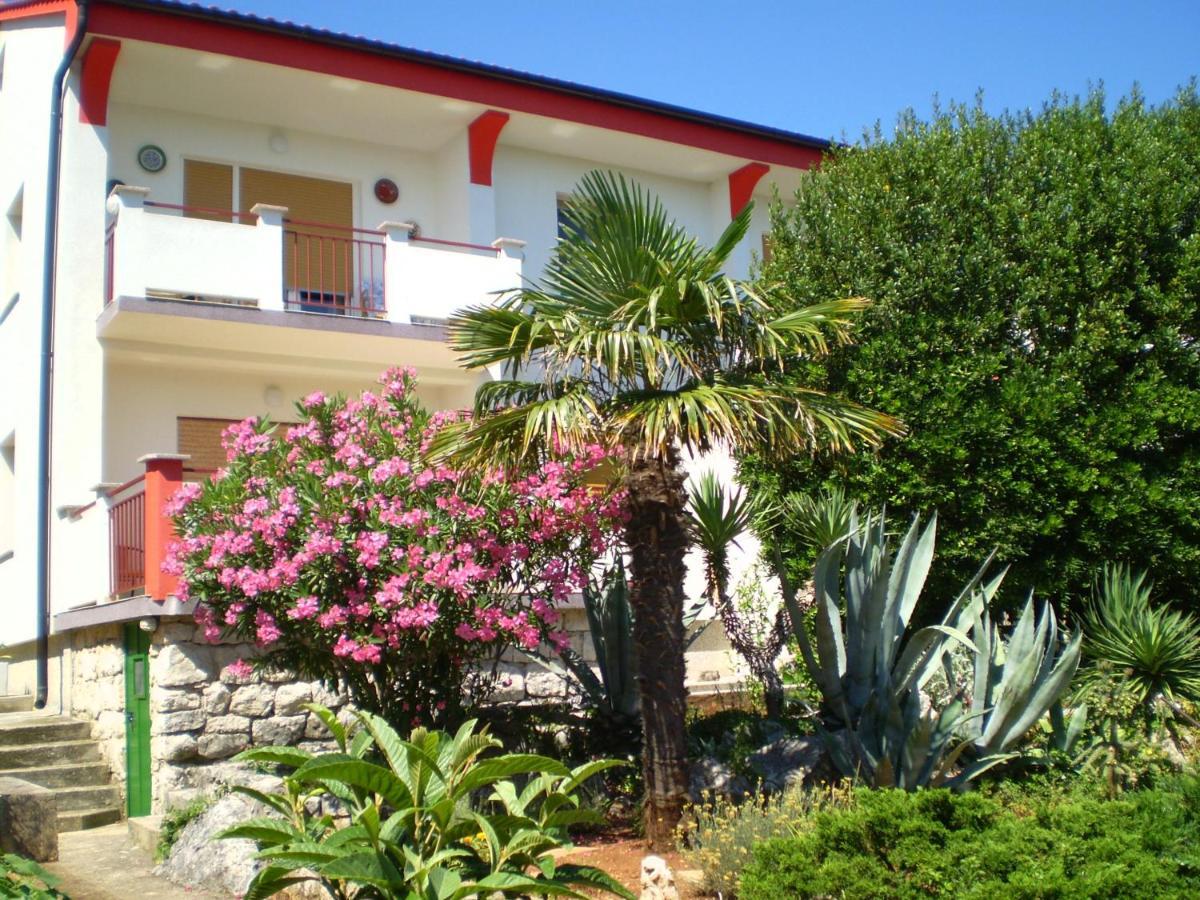 Apartments Natasa Krk Town Εξωτερικό φωτογραφία