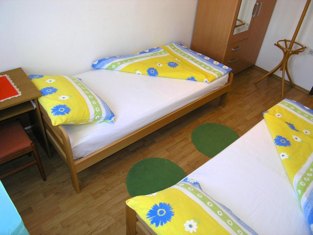 Apartments Natasa Krk Town Εξωτερικό φωτογραφία