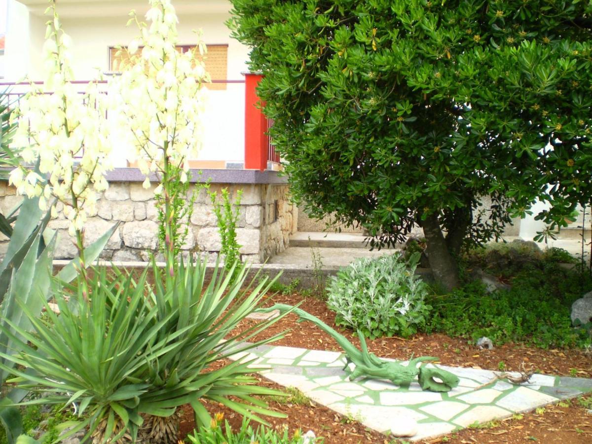 Apartments Natasa Krk Town Εξωτερικό φωτογραφία