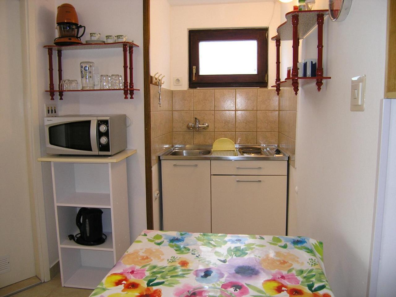 Apartments Natasa Krk Town Εξωτερικό φωτογραφία